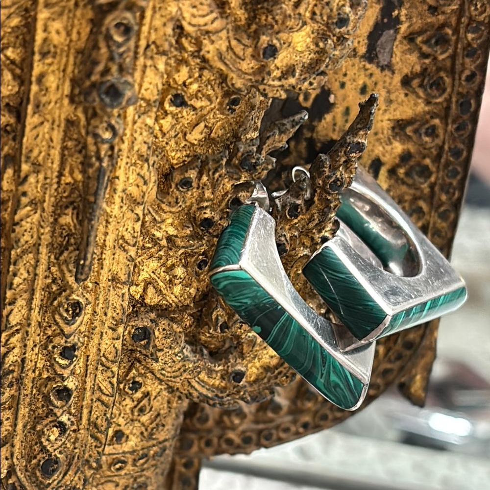 Green stone and Sterling Silver Rectangular Earrings